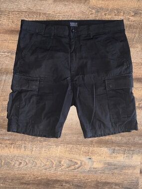 Levi's Black Cargo Shorts with Side Pockets
